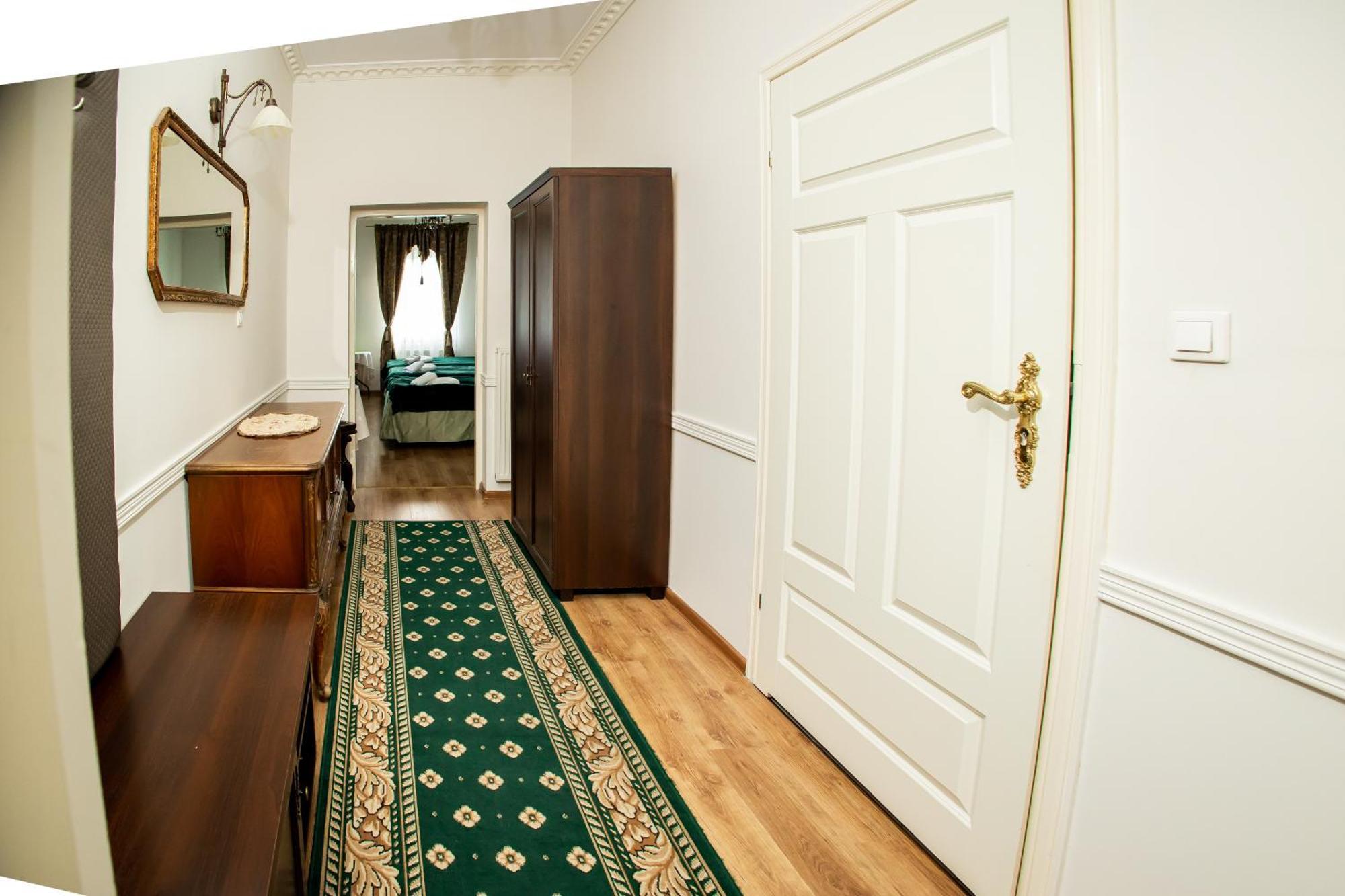 Hotel Napoleon Wroblew  Экстерьер фото